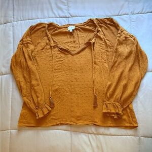 Wonderly Mustard Yellow Textured V-Neck Top Size XL With Tassels